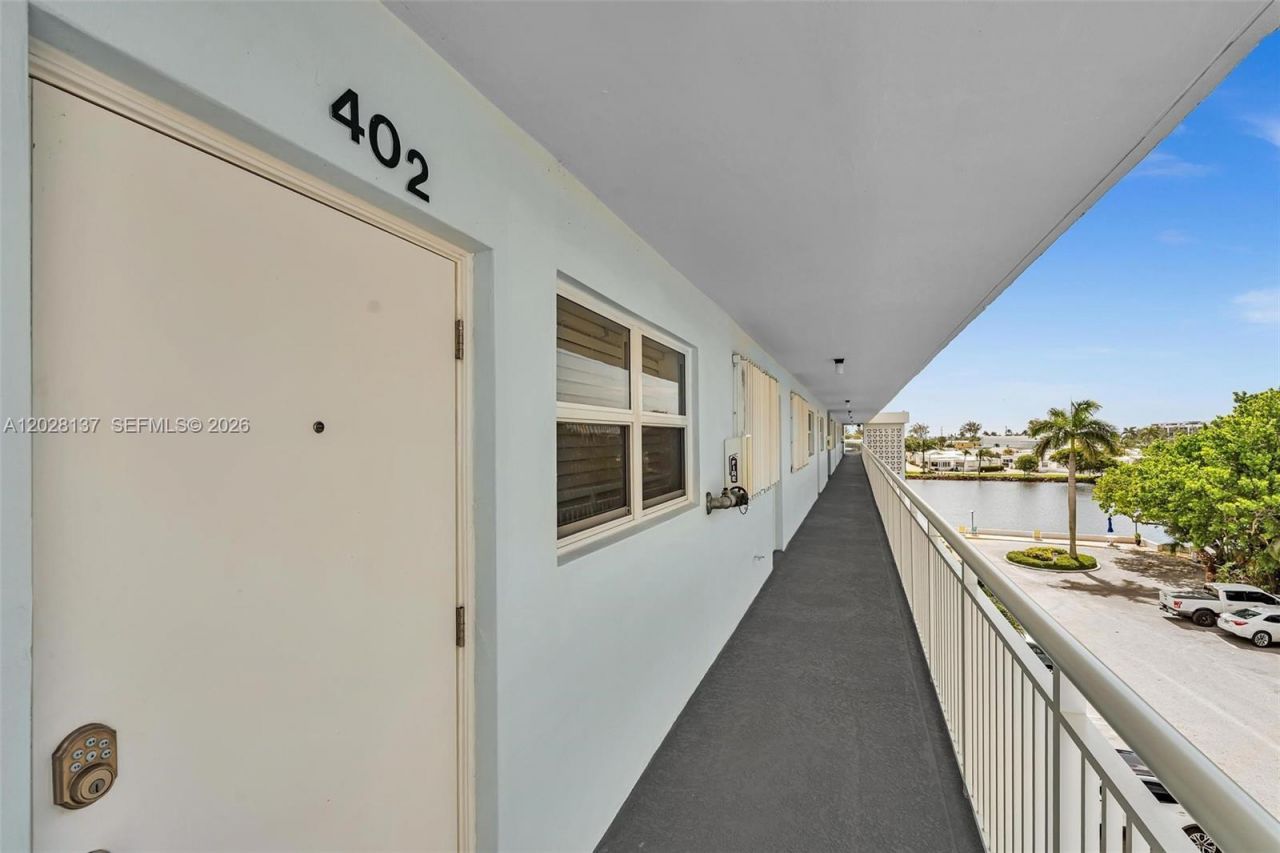 2018 S Federal Hwy , Unit 402, Boynton Beach, FL 33435 Photo