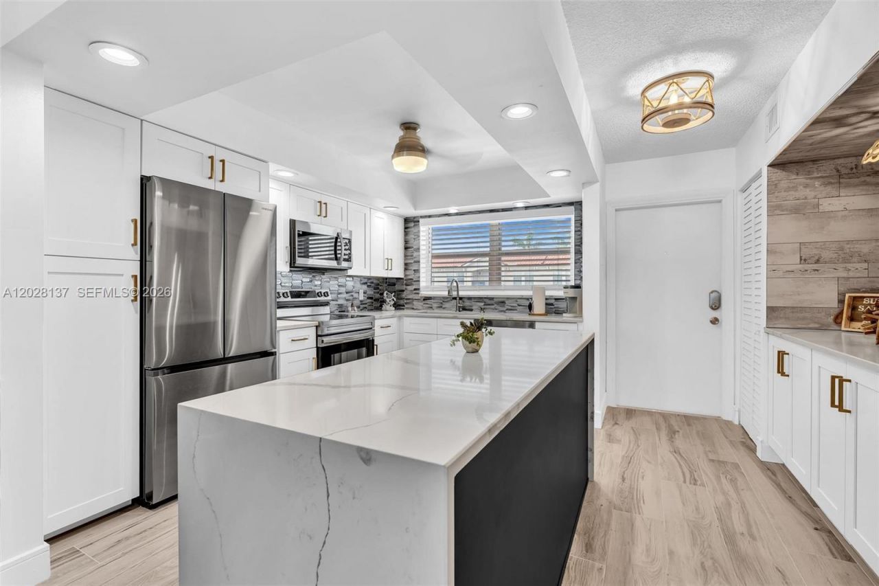 2018 S Federal Hwy , Unit 402, Boynton Beach, FL 33435 Photo