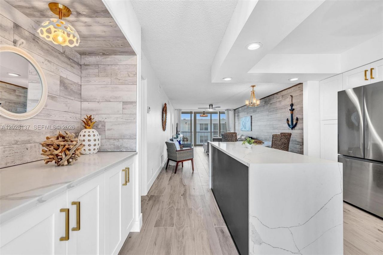 2018 S Federal Hwy , Unit 402, Boynton Beach, FL 33435 Photo