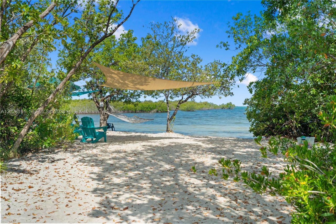 411 Mahogany Ave, Key Largo, FL 33037 Photo
