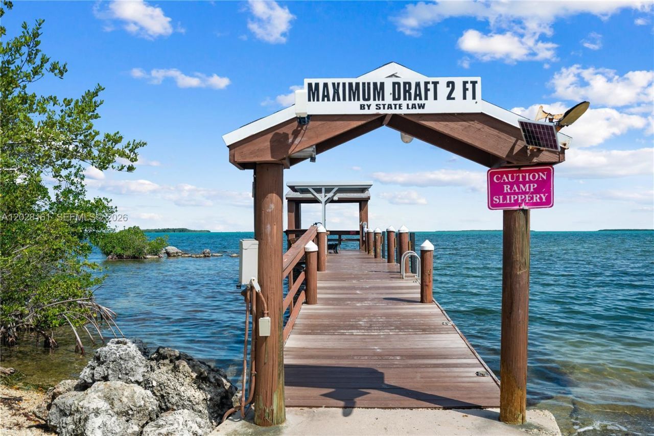 411 Mahogany Ave, Key Largo, FL 33037 Photo