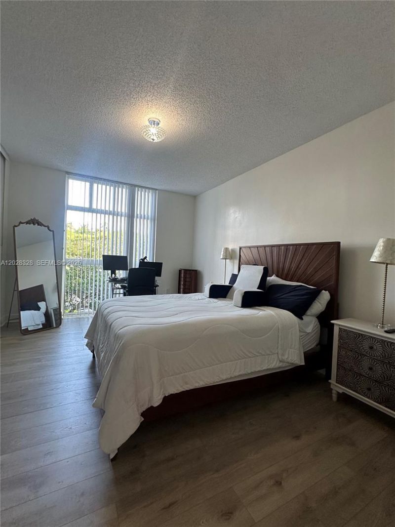 9755 NW 52nd St, Unit 219, Doral, FL 33178 Photo