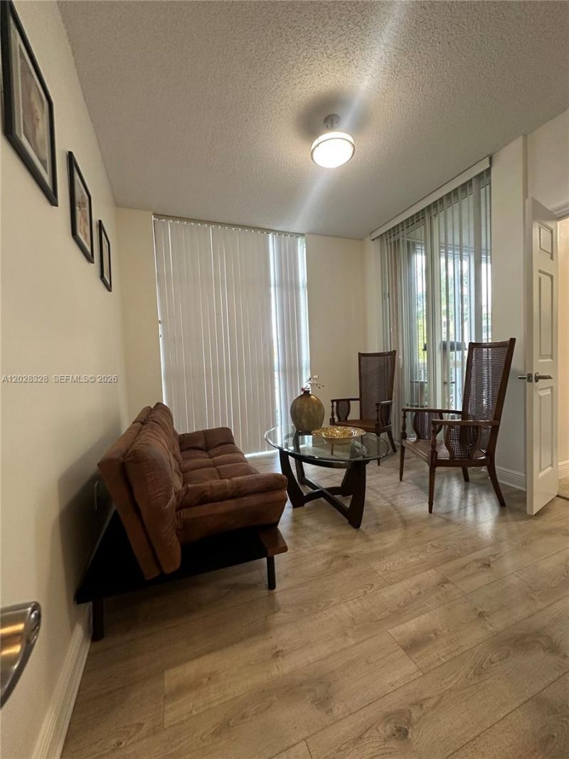 9755 NW 52nd St, Unit 219, Doral, FL 33178 Photo