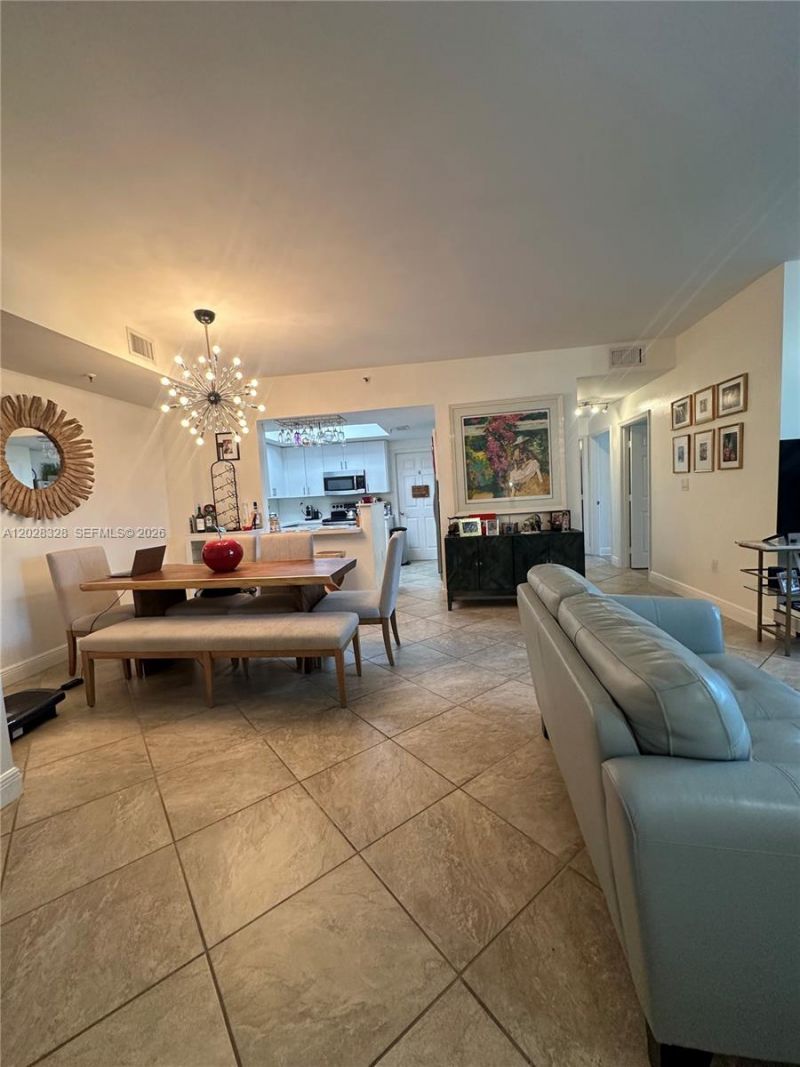 9755 NW 52nd St, Unit 219, Doral, FL 33178 Photo