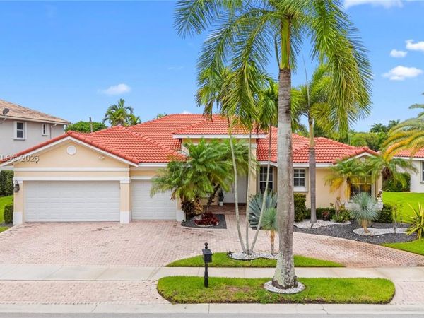 1714 Victoria Pointe Cir , Weston, FL 33327