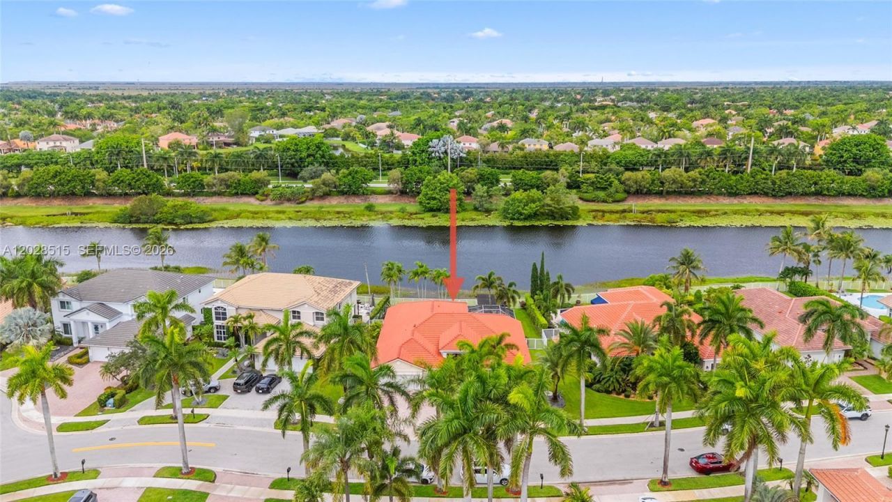1714 Victoria Pointe Cir, Weston, FL 33327 Photo