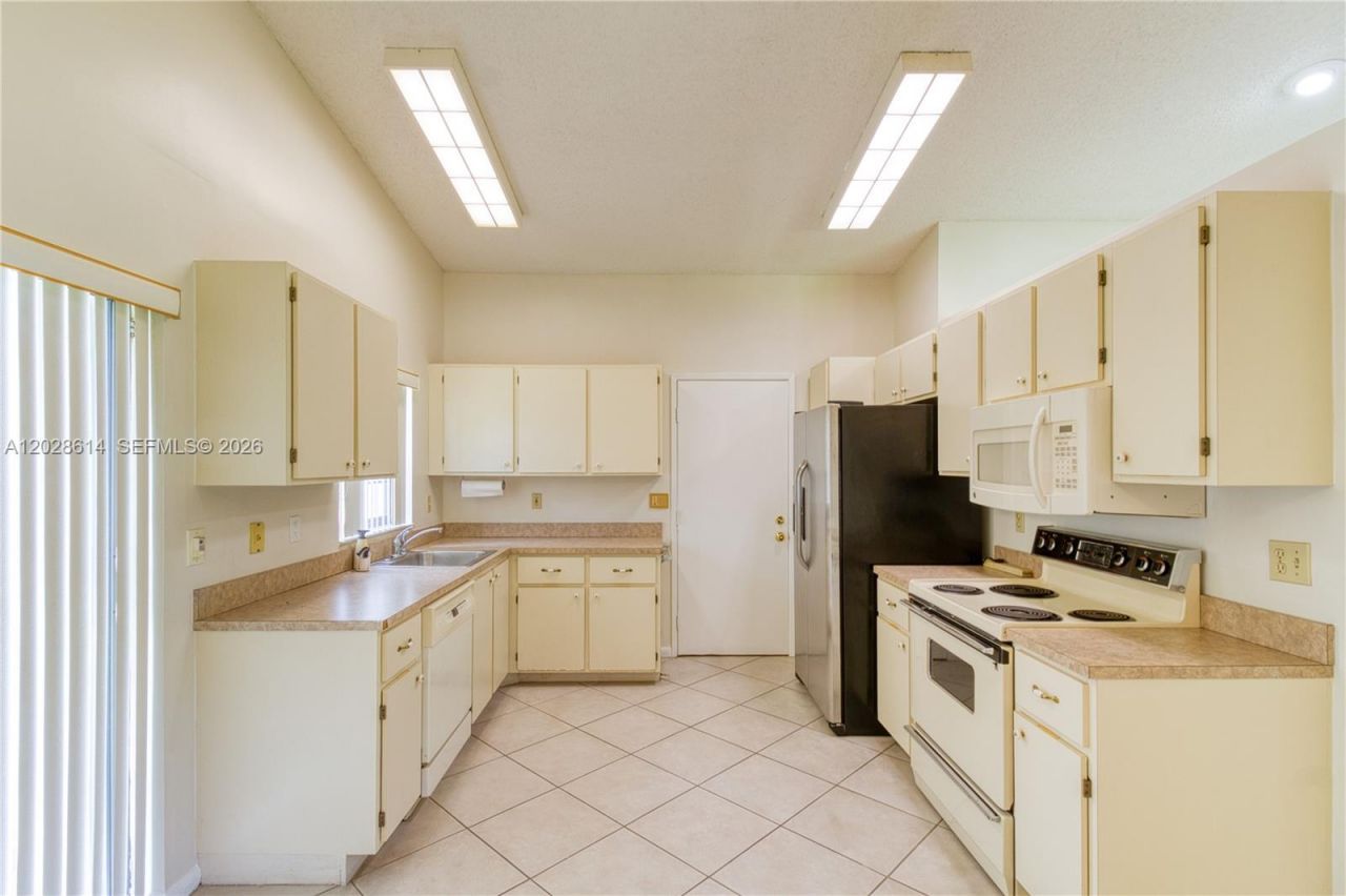 10360 NW 31st Ct , Sunrise, FL 33351 Photo