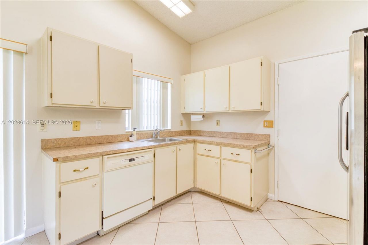 10360 NW 31st Ct , Sunrise, FL 33351 Photo