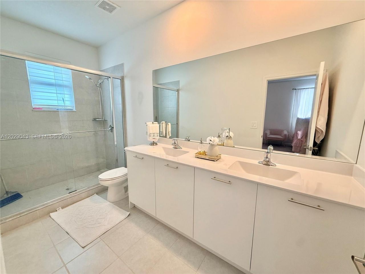 2462 NW 131st Cir , Miami, FL 33167 Photo