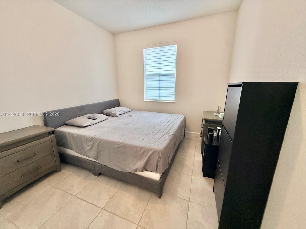 2462 NW 131st Cir , Miami, FL 33167 Photo