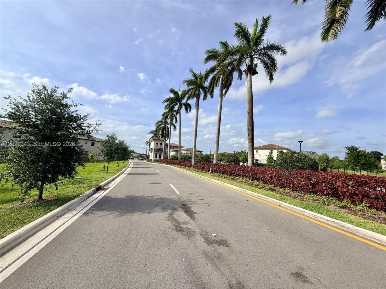 2462 NW 131st Cir , Miami, FL 33167 Photo