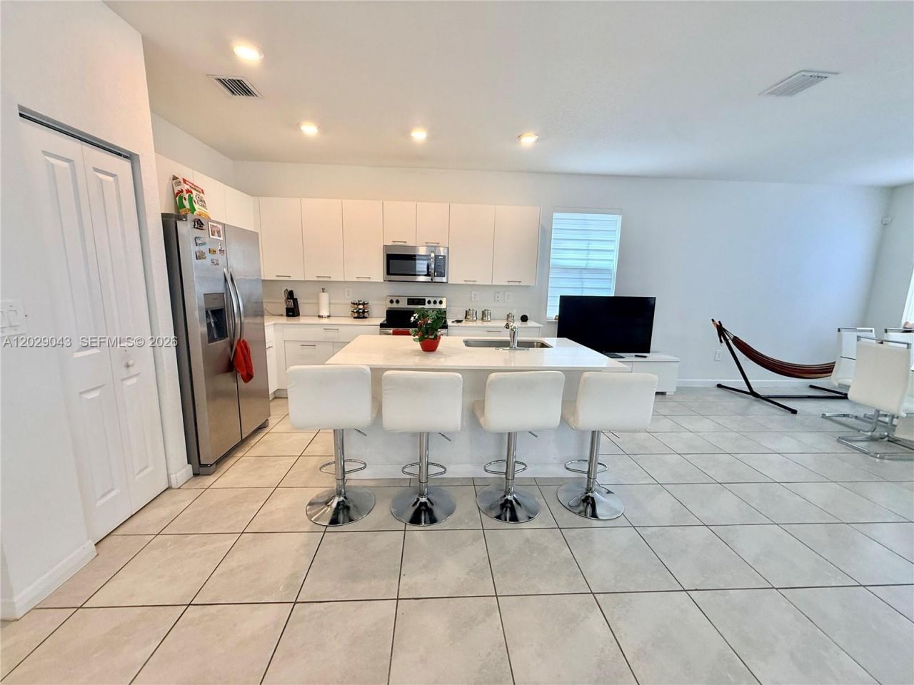 2462 NW 131st Cir , Miami, FL 33167 Photo