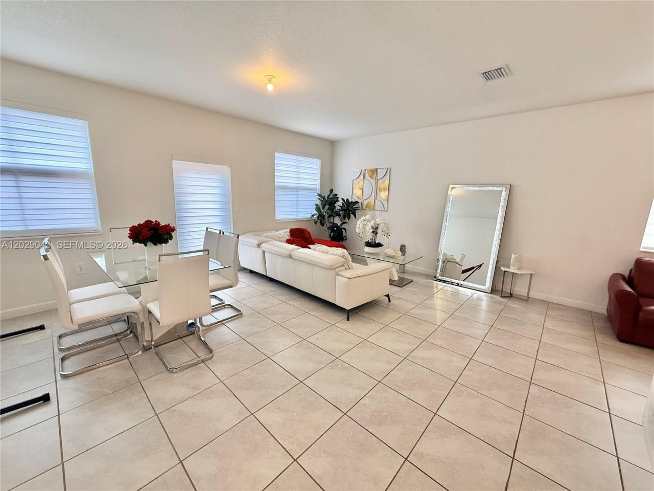 2462 NW 131st Cir , Miami, FL 33167 Photo