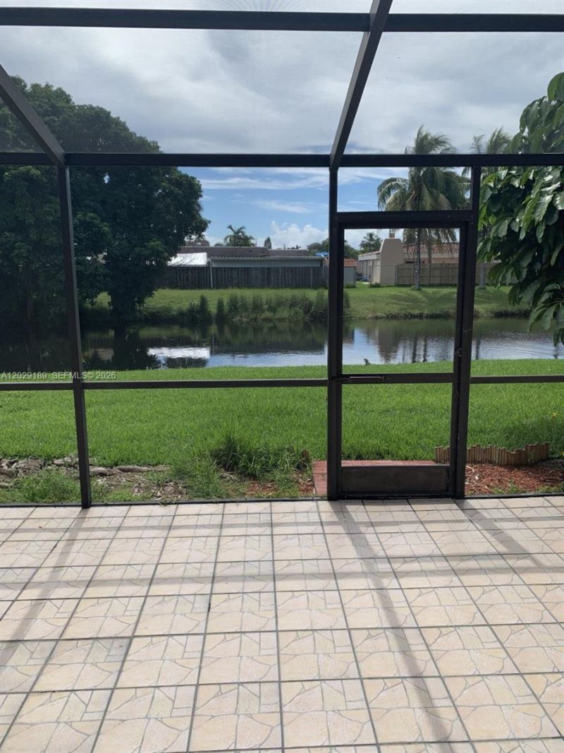 7805 SW 102nd Pl , Unit 7805, Miami, FL 33173 Photo