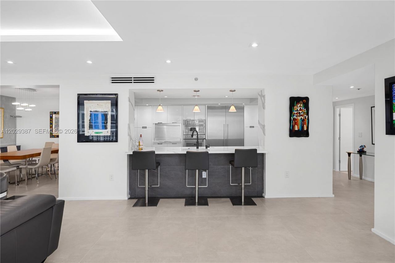 10205 Collins Ave , Unit 604, Bal Harbour, FL 33154 Photo