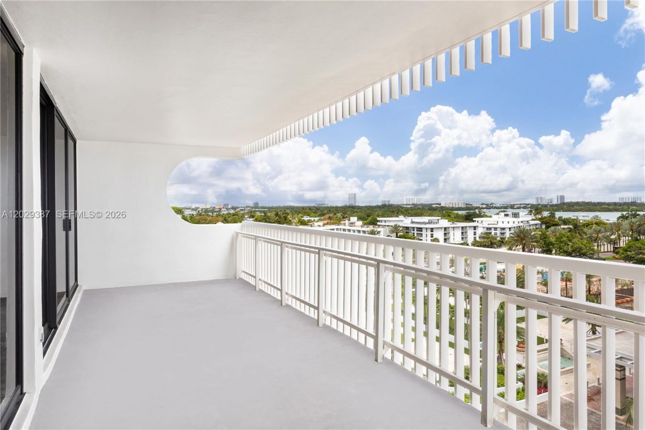 10205 Collins Ave , Unit 604, Bal Harbour, FL 33154 Photo