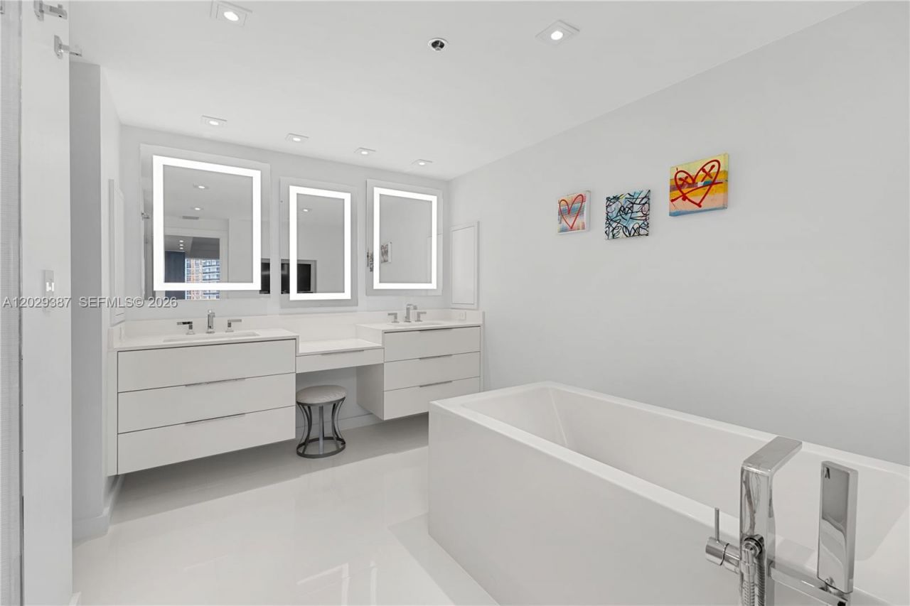 10205 Collins Ave , Unit 604, Bal Harbour, FL 33154 Photo