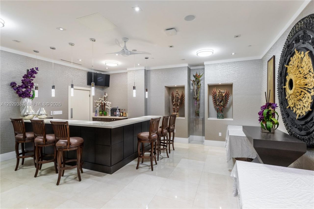 10205 Collins Ave , Unit 604, Bal Harbour, FL 33154 Photo