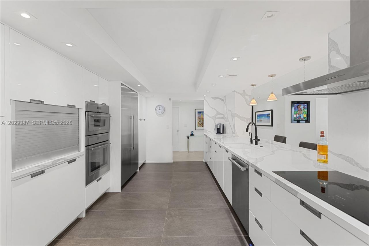 10205 Collins Ave , Unit 604, Bal Harbour, FL 33154 Photo