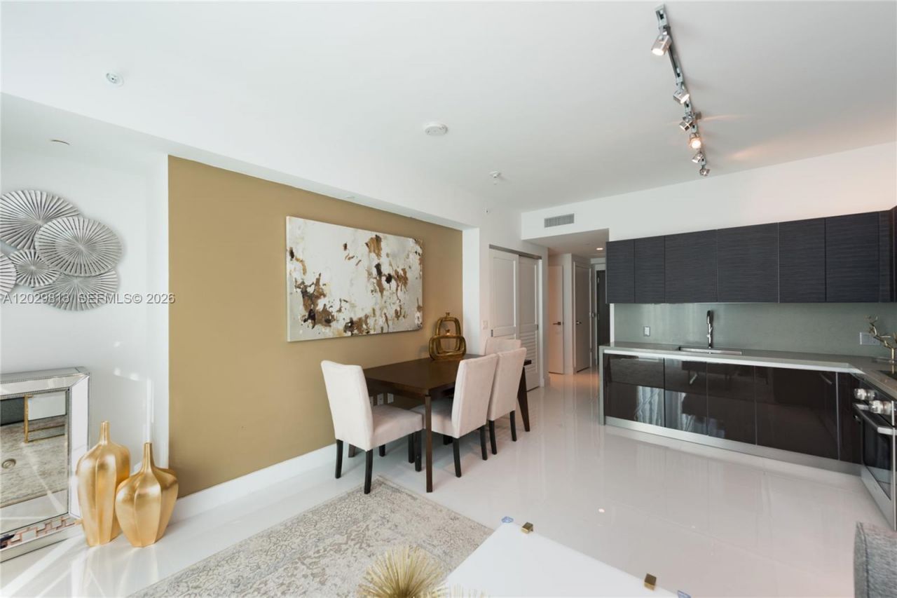 1080 Brickell Ave , Unit 4105, Miami, FL 33131 Photo
