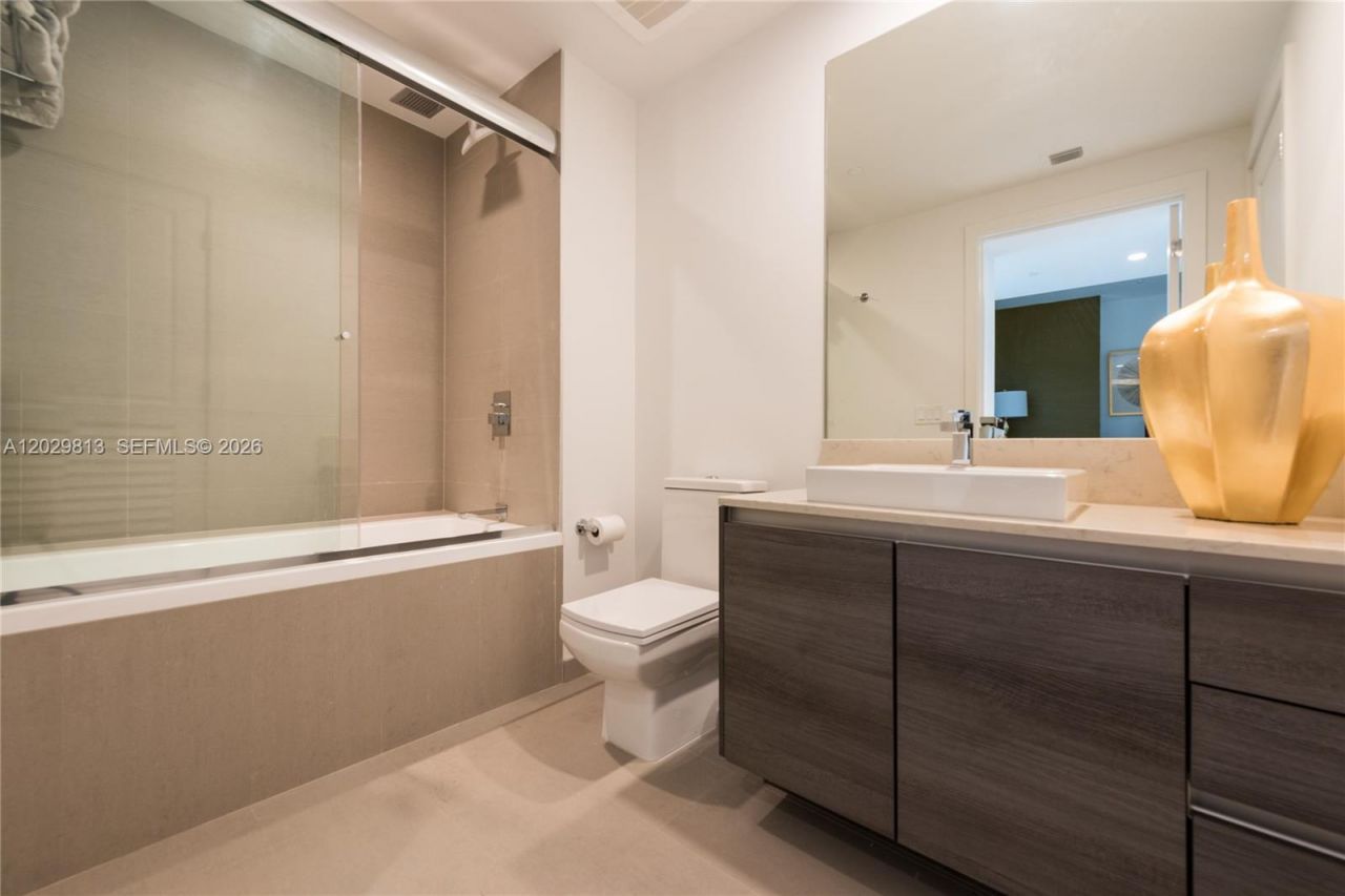 1080 Brickell Ave , Unit 4105, Miami, FL 33131 Photo