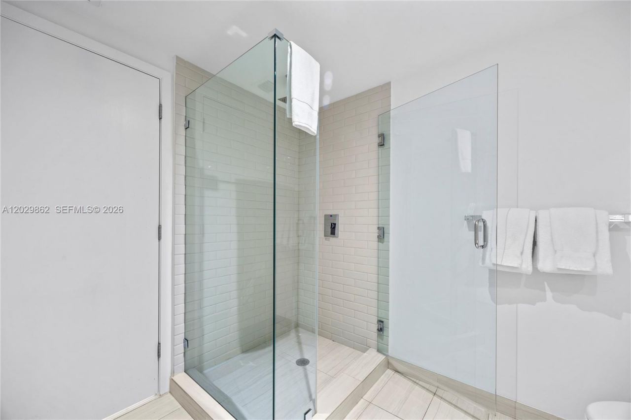 4010 S Ocean Dr, Unit R2307, Hollywood, FL 33019 Photo