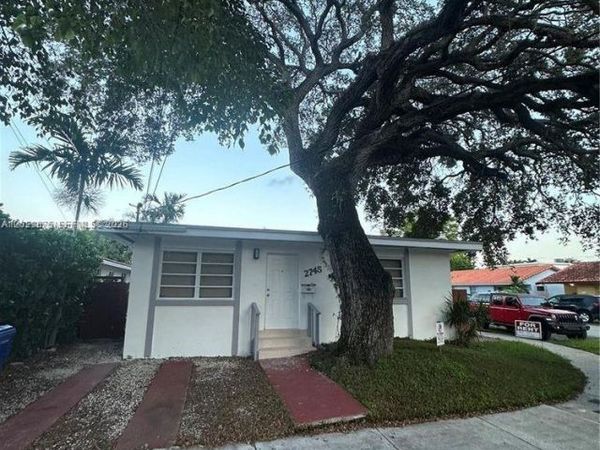 2745 SW 34th Ave , Unit 2, Miami, FL 33133