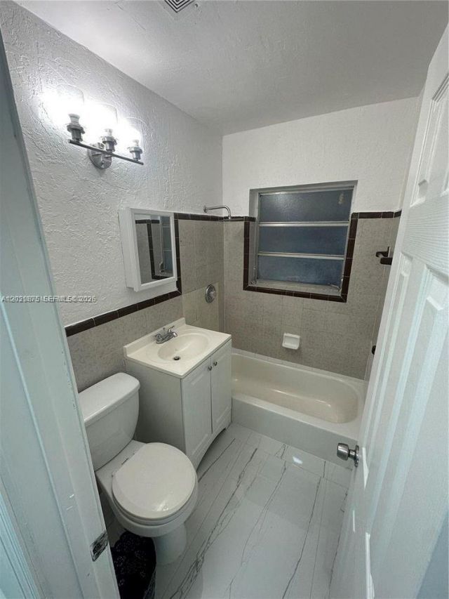 2745 SW 34th Ave , Unit 2, Miami, FL 33133 Photo