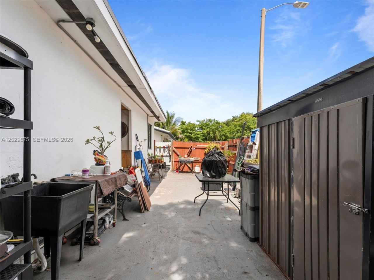 2745 SW 34th Ave, Miami, FL 33133 Photo