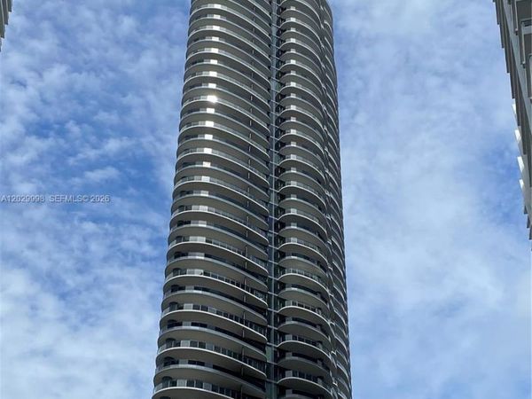 1000 Brickell Plz , Unit 3412, Miami, FL 33131