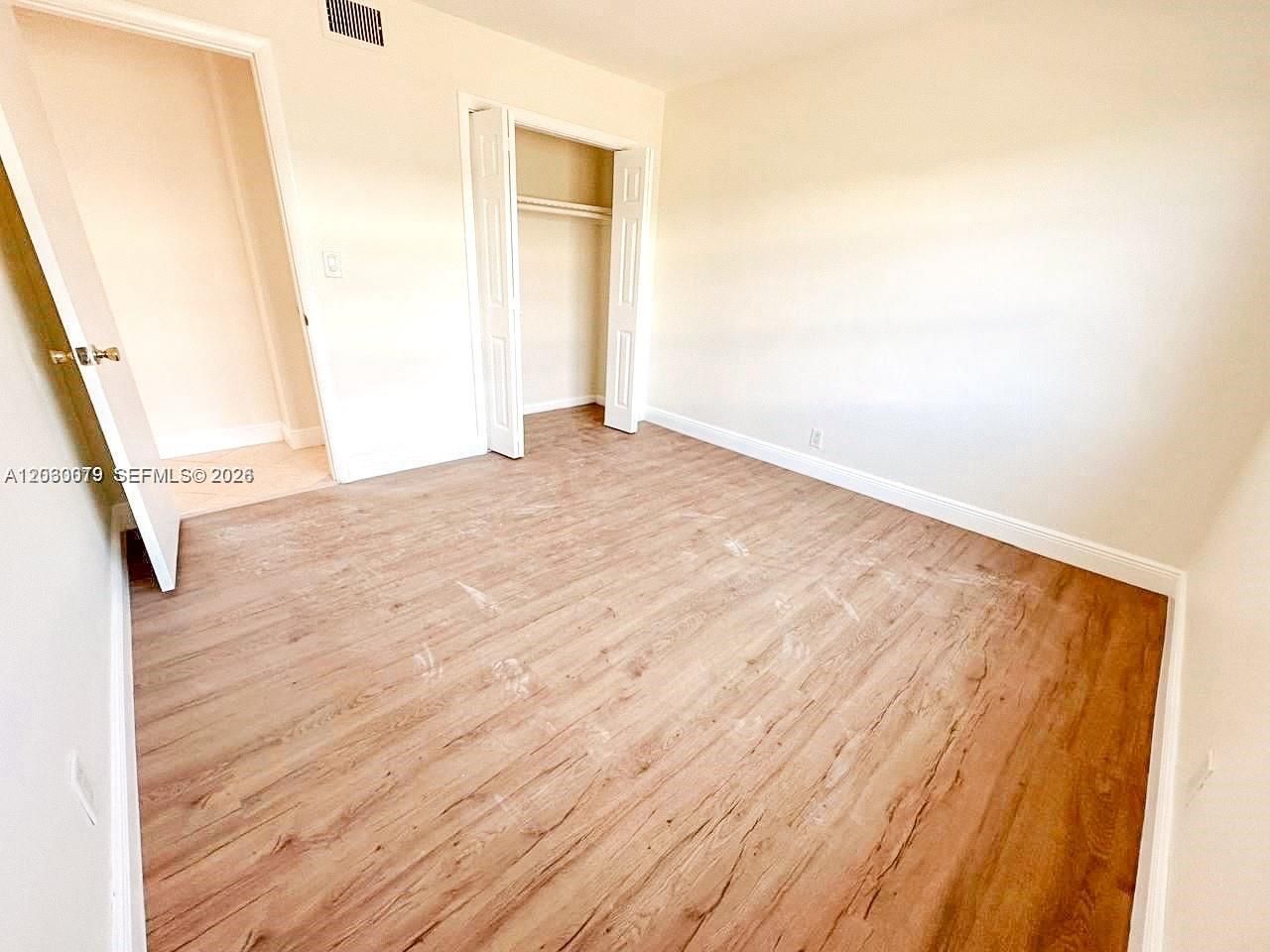 2175 NE 56th St , Unit 110, Fort Lauderdale, FL 33308 Photo