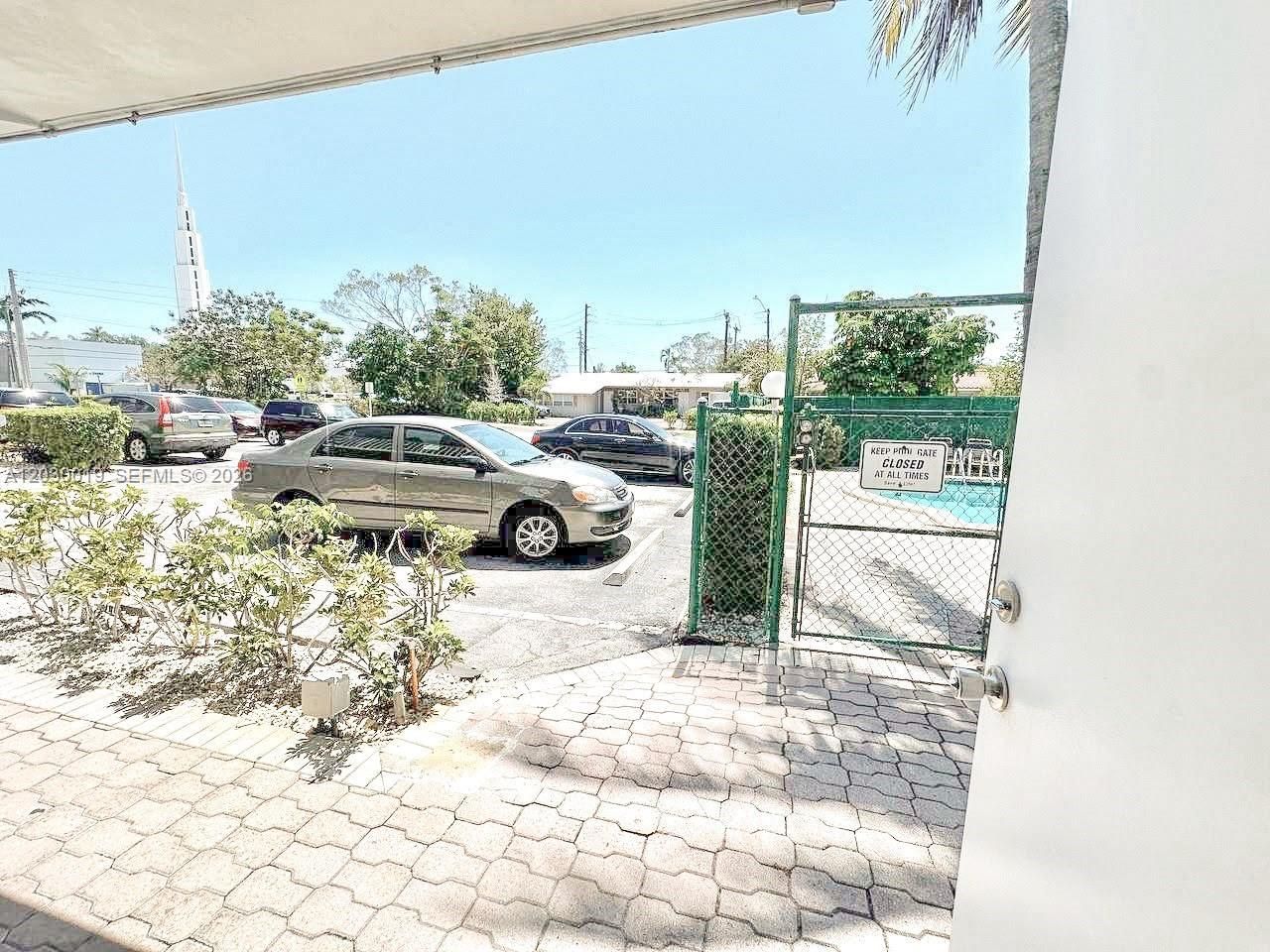 2175 NE 56th St , Unit 110, Fort Lauderdale, FL 33308 Photo