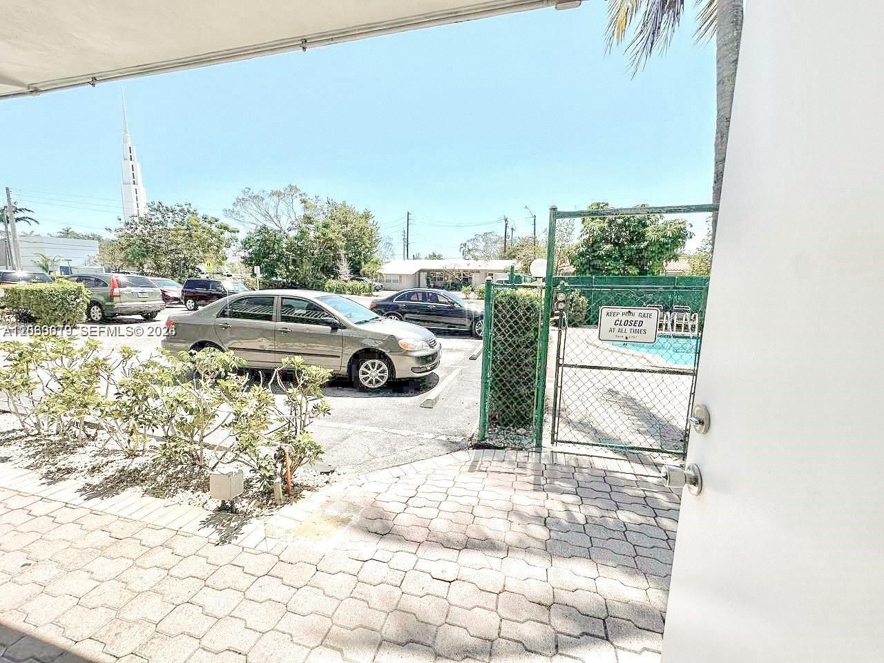 2175 NE 56th St , Unit 110, Fort Lauderdale, FL 33308 Photo