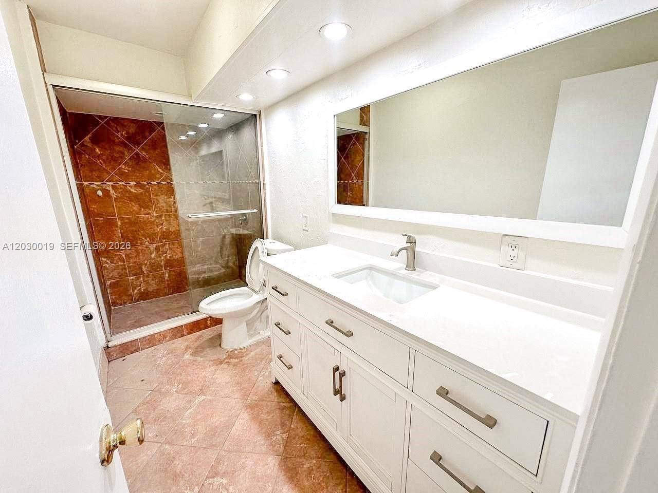 2175 NE 56th St , Unit 110, Fort Lauderdale, FL 33308 Photo