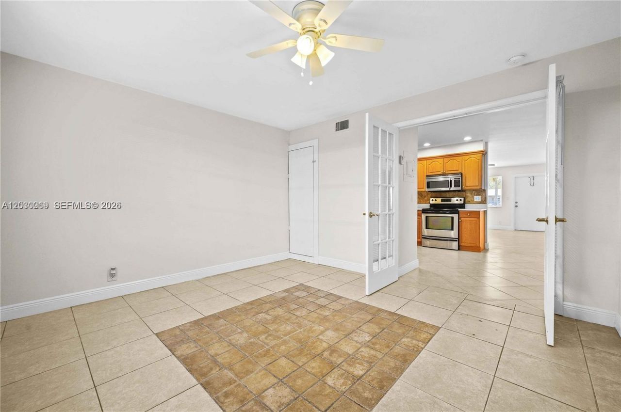 2175 NE 56th St , Unit 110, Fort Lauderdale, FL 33308 Photo