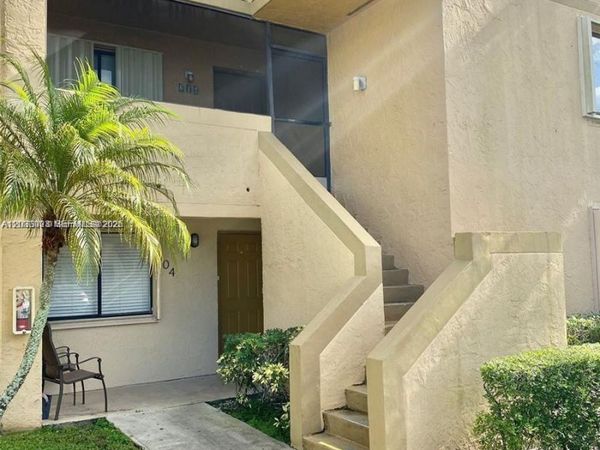 Unit 204, Weston, FL 33326