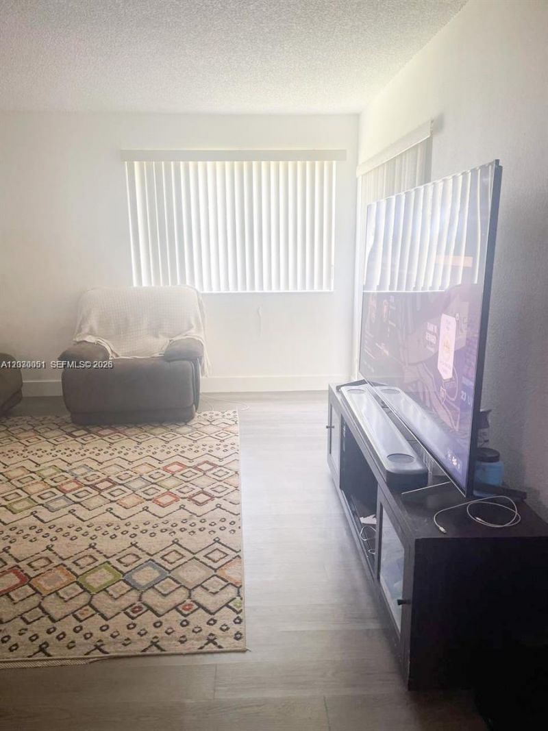 177 Lakeview Dr, Unit 104, Weston, FL 33326 Photo
