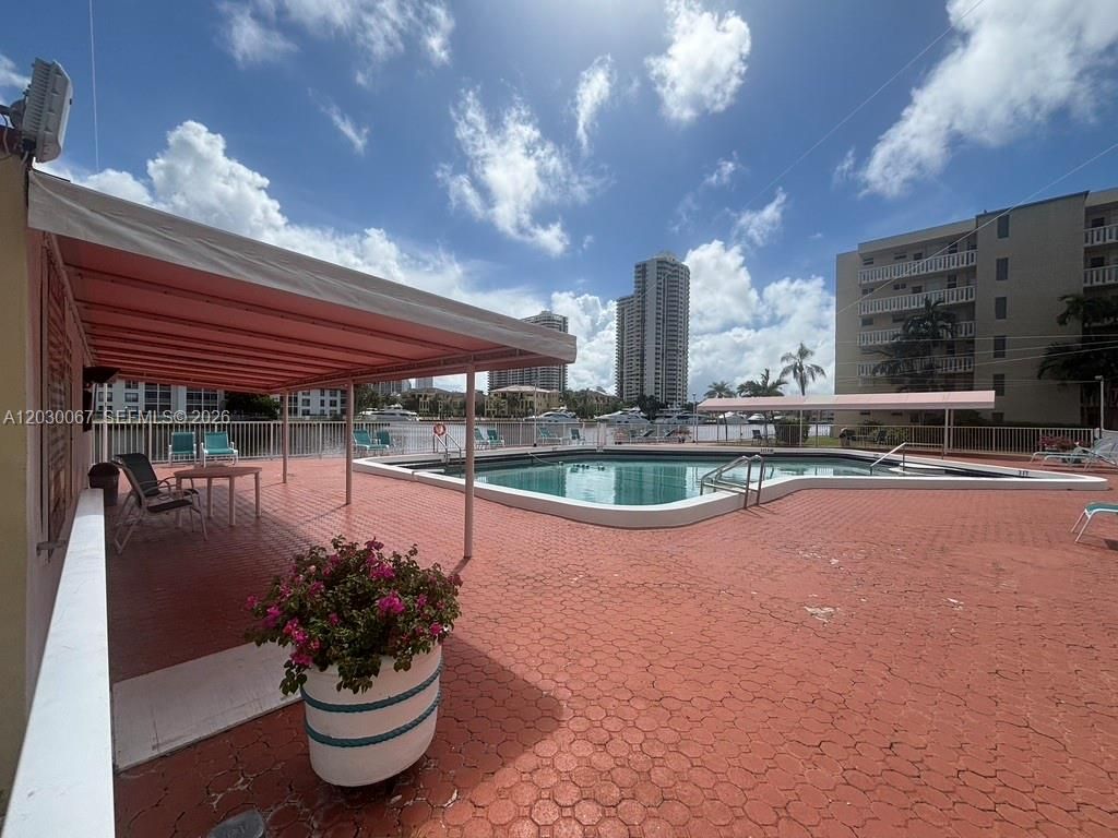 2999 Point East Dr , Unit C614, Aventura, FL 33160 Photo