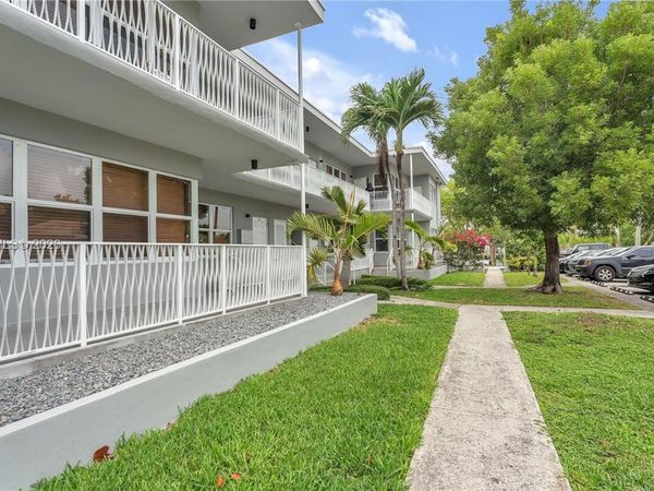 1905 Calais Dr , Unit 6, Miami Beach, FL 33141