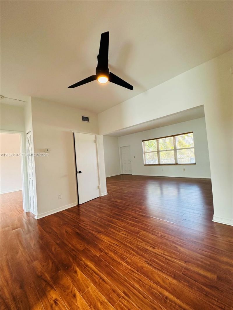 1905 Calais Dr , Unit 6, Miami Beach, FL 33141 Photo