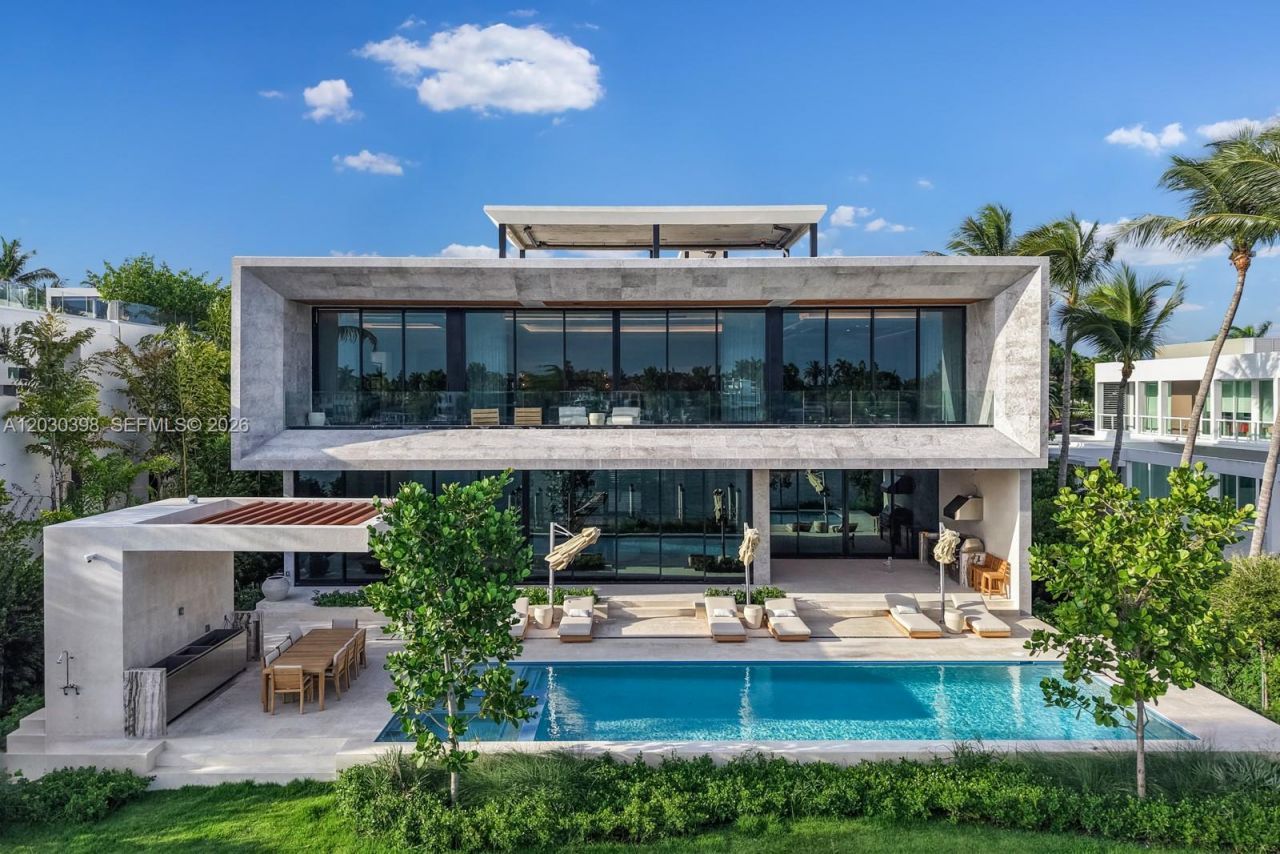 360 S Hibiscus Drive, Miami Beach, FL 33139 Photo