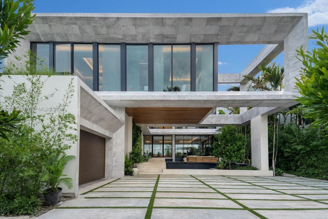 360 S Hibiscus Drive, Miami Beach, FL 33139 Photo