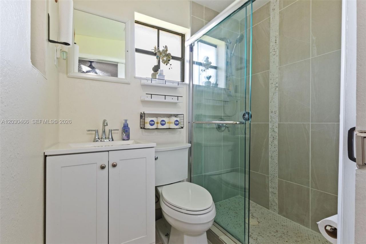 15600 NW 37th Pl , Miami Gardens, FL 33054 Photo