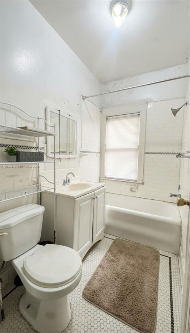 Please Call For Address, Miami, FL 33137 Photo