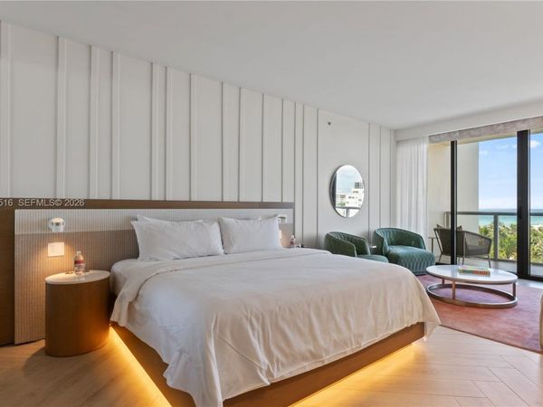2201 Collins Ave , Unit 707, Miami Beach, FL 33139