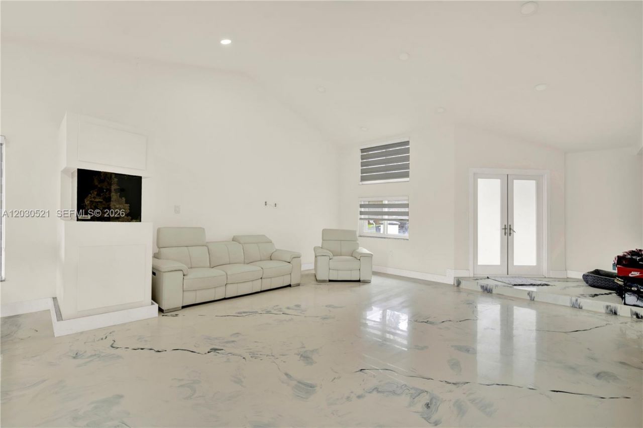 6661 SW 127th Path , Miami, FL 33183 Photo