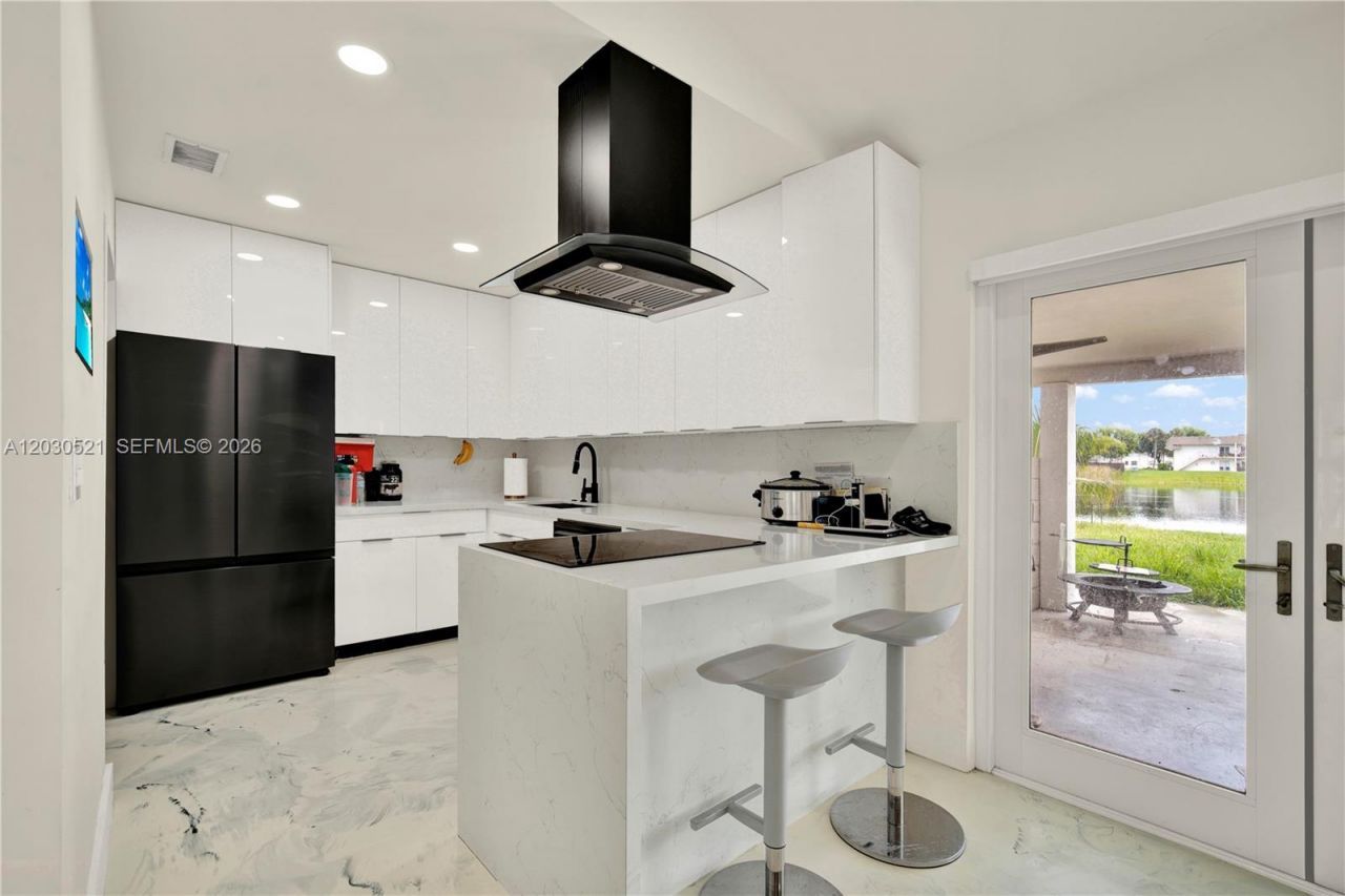 6661 SW 127th Path , Miami, FL 33183 Photo