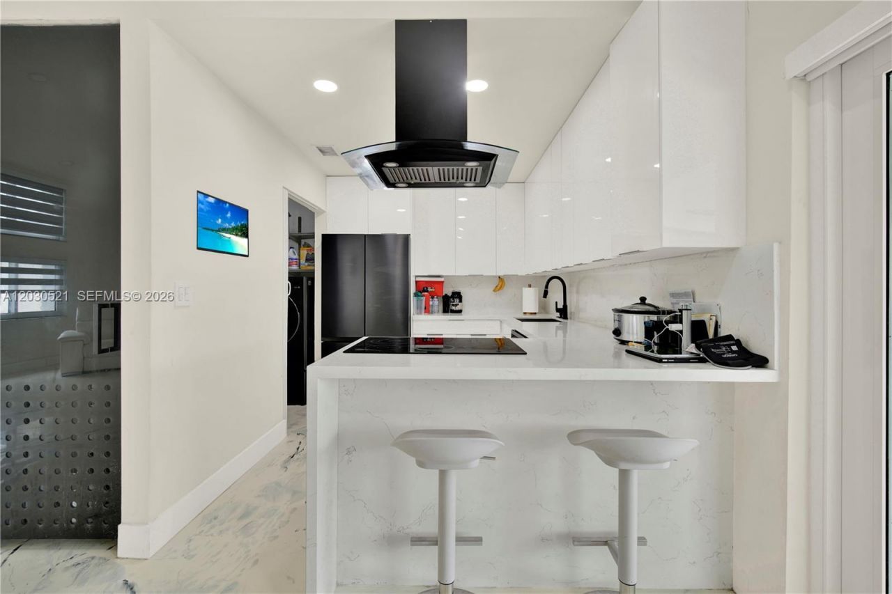6661 SW 127th Path , Miami, FL 33183 Photo