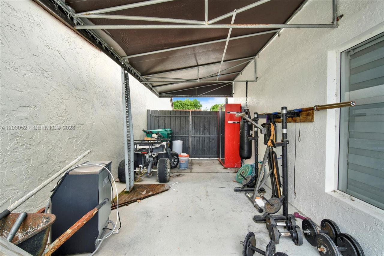 6661 SW 127th Path , Miami, FL 33183 Photo