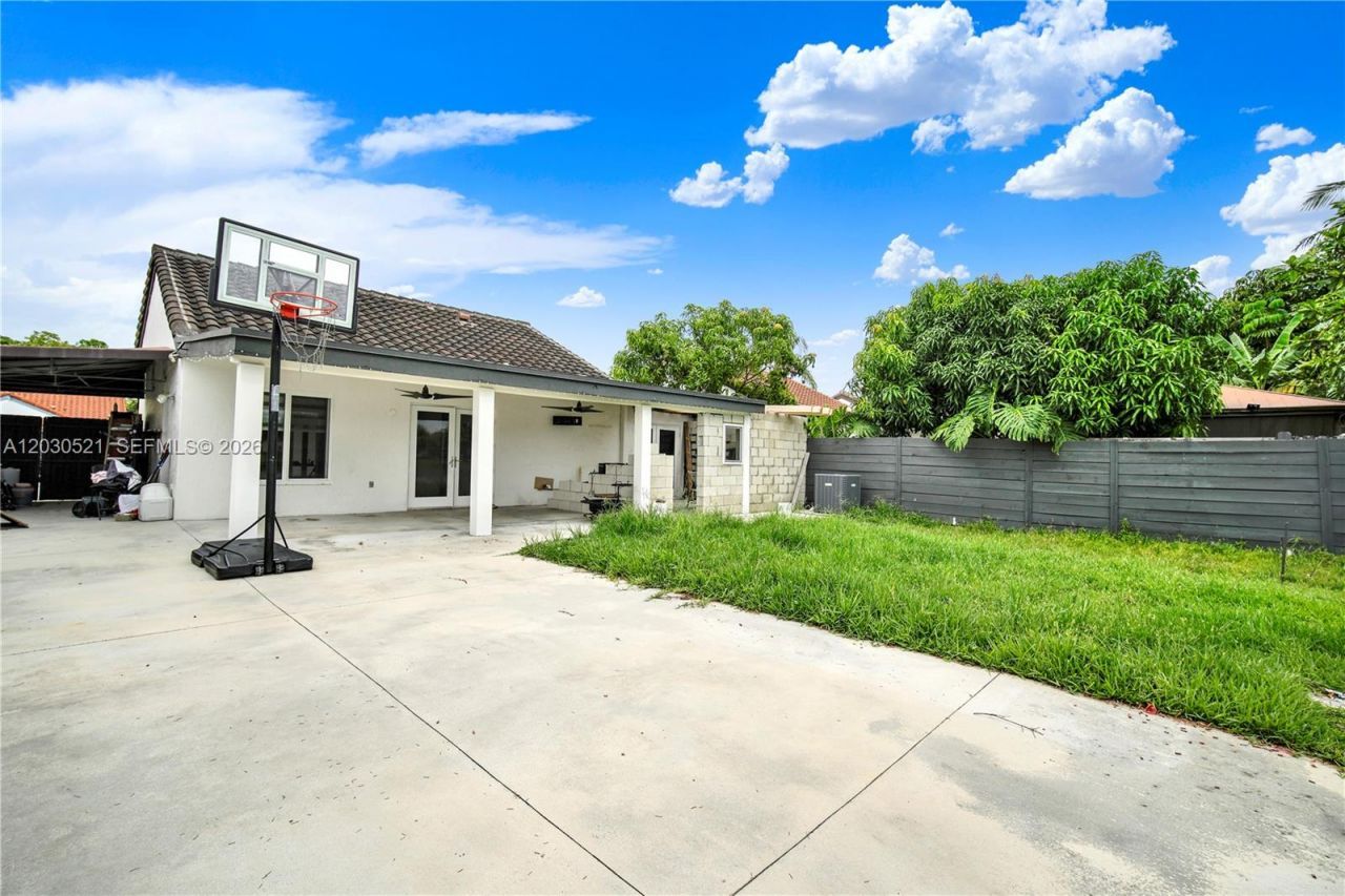 6661 SW 127th Path , Miami, FL 33183 Photo